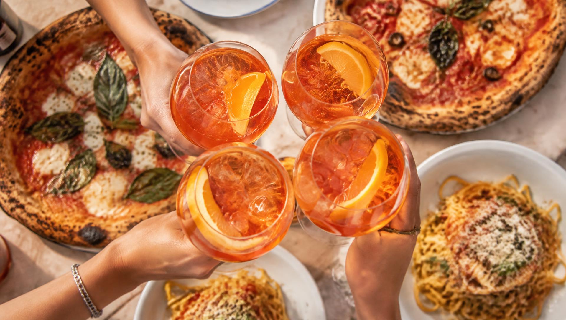 Spritz et pizzas chez Mamma Lucia